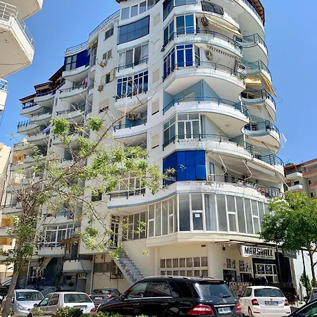 Apartment Four Seasons *