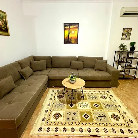 Four Seasons Apartment